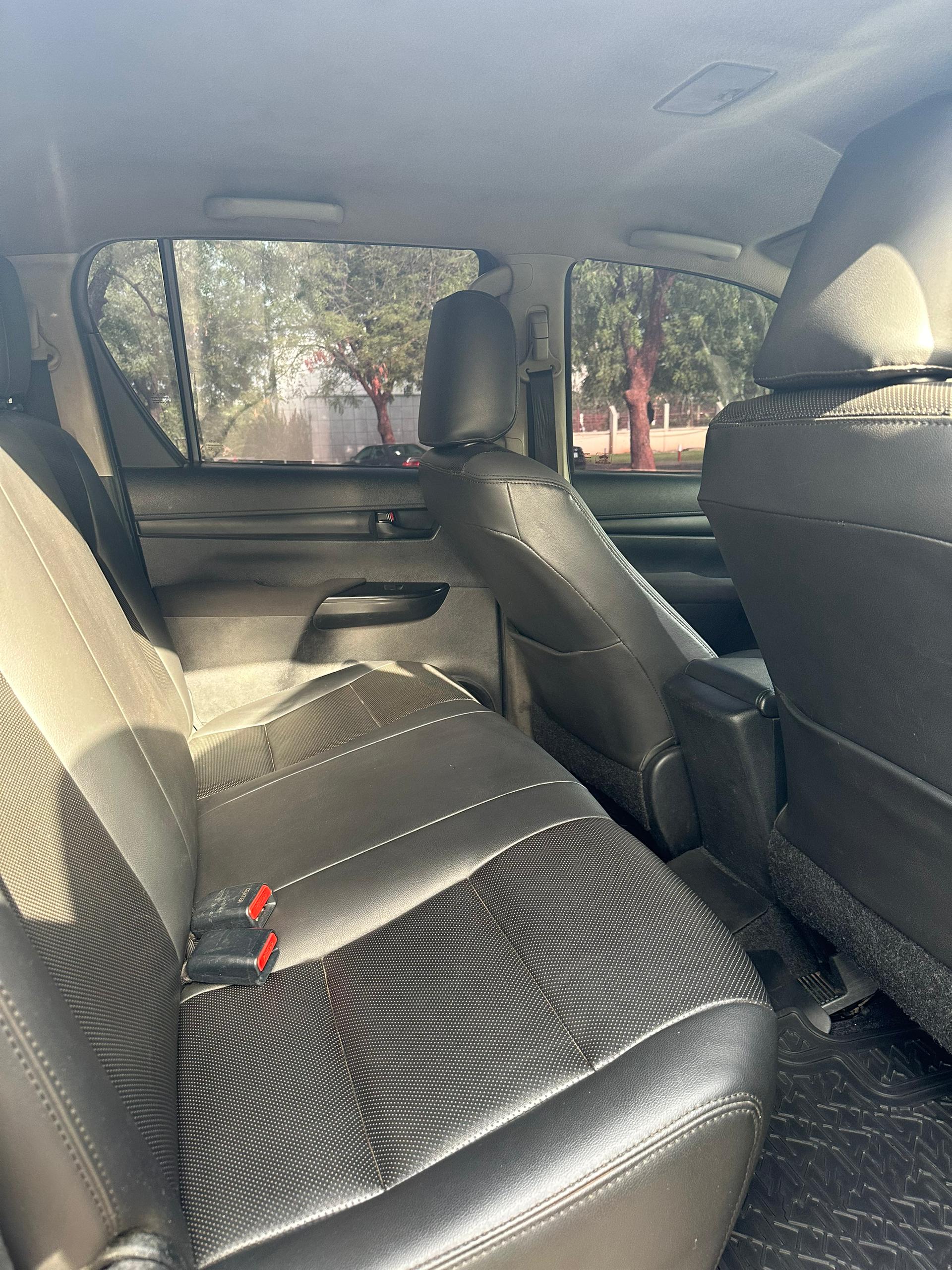 Hilux Side