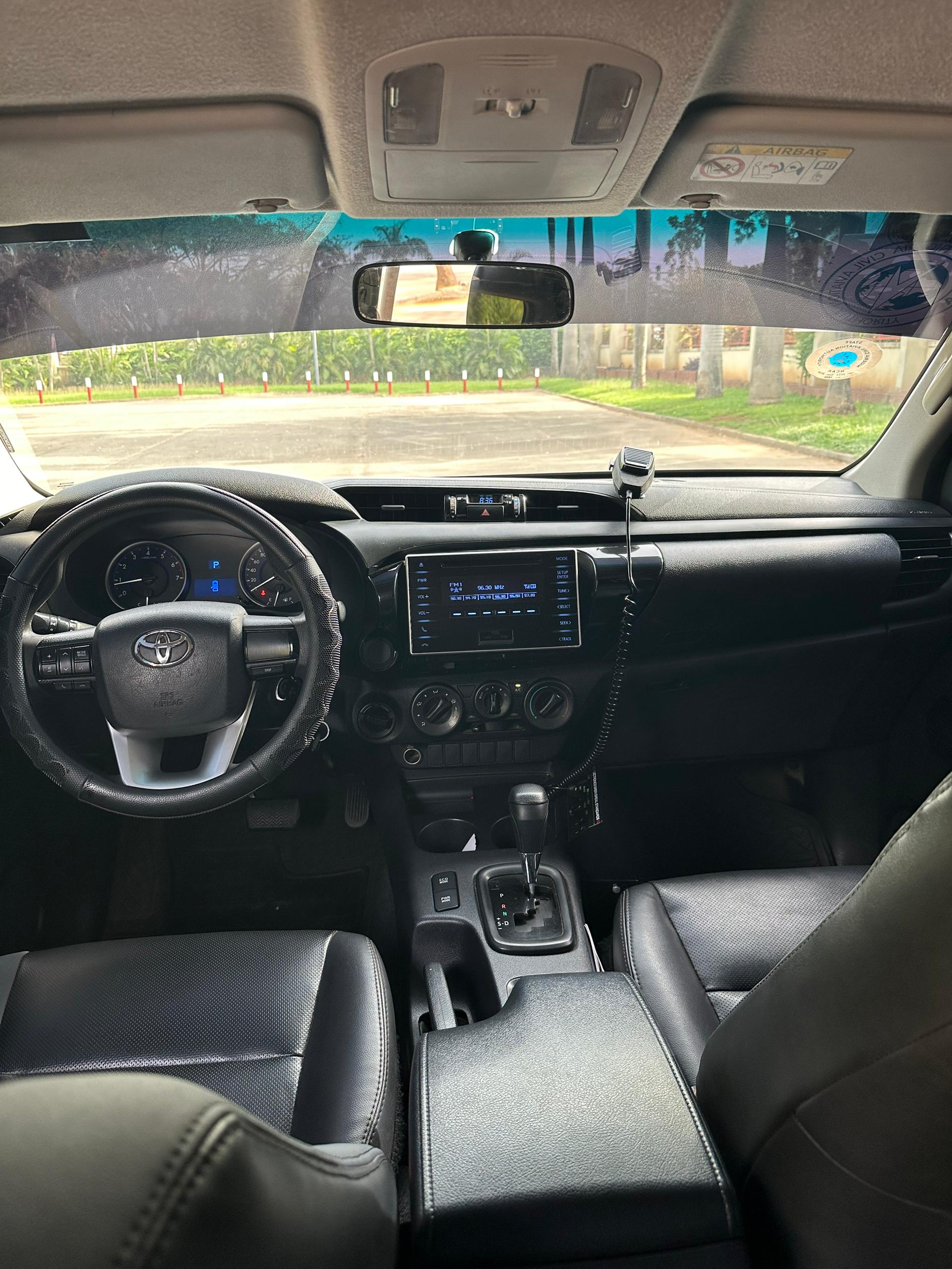 Hilux Side